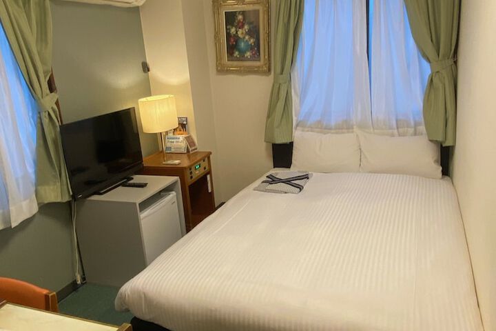 Room 22 of 45