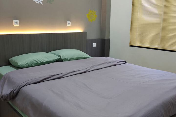 Room 7 of 17