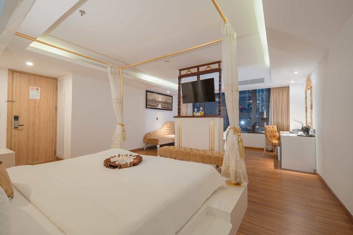 Room 41 of 121
