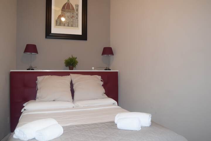 Room 9 of 45