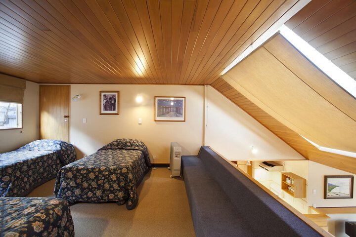 Room 15 of 74