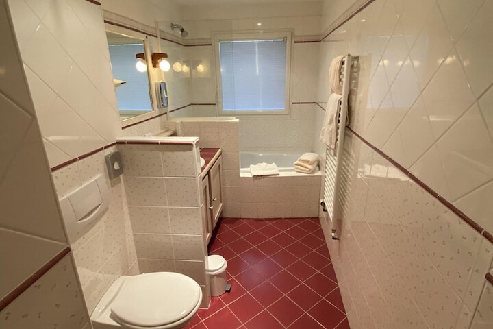 Bath Interior