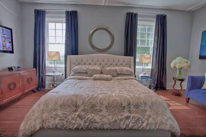 Room 5 of 63