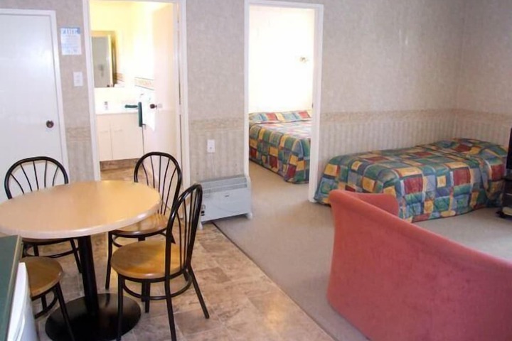 Room 5 of 41