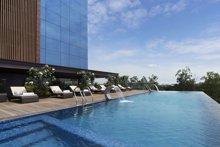 Pool 20 of 49