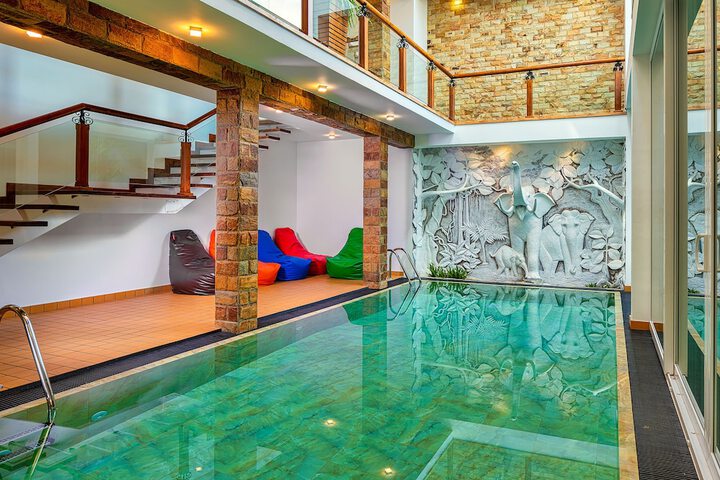 Pool 39 of 45