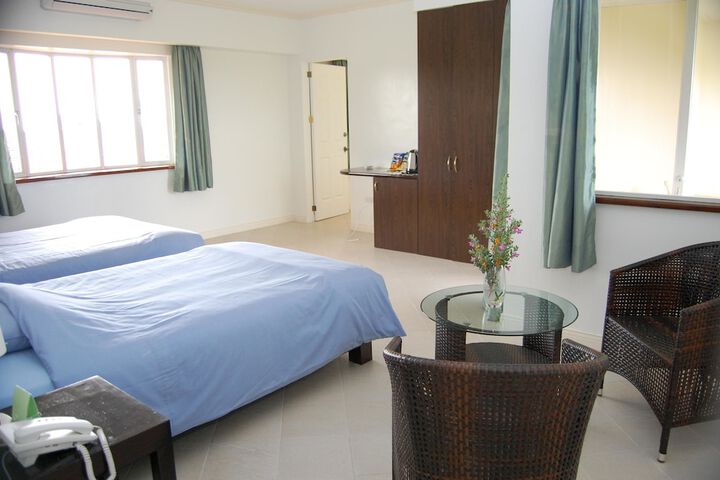 Room 12 of 65