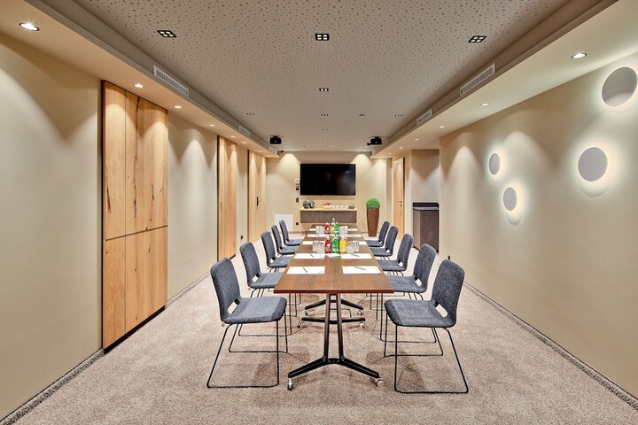 Meeting 192 of 204