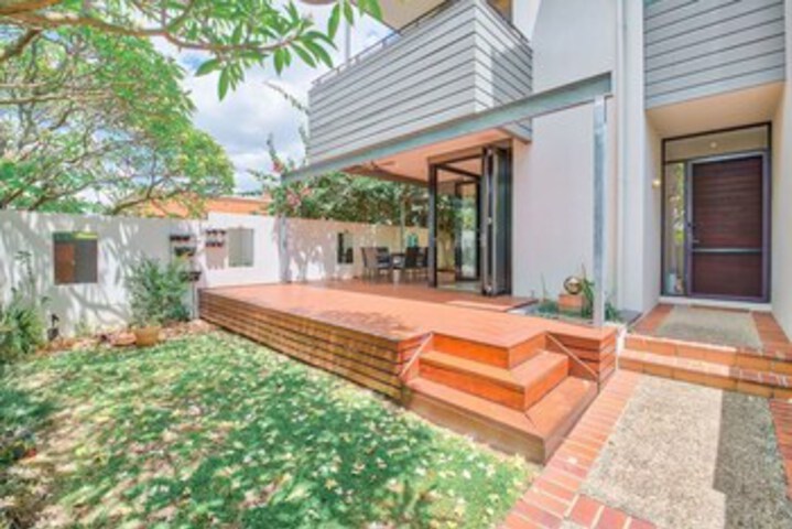 Terrace/Patio 26 of 28