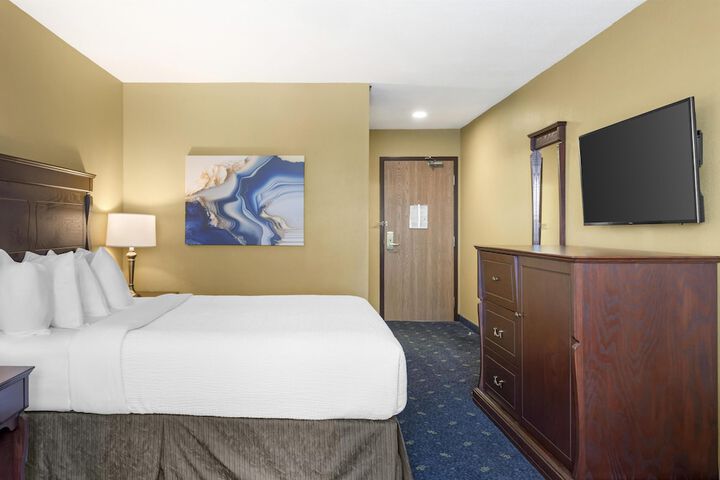 Room 25 of 57