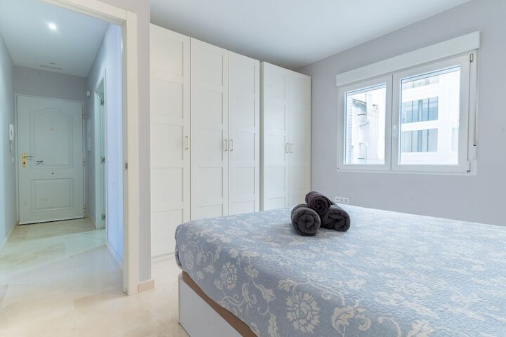 Room 3 of 139
