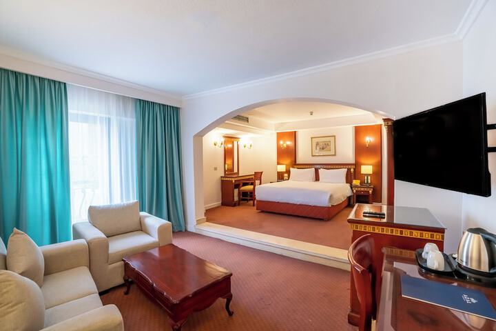 Room 25 of 75