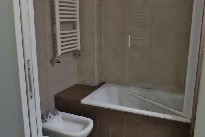 Room 19 of 32