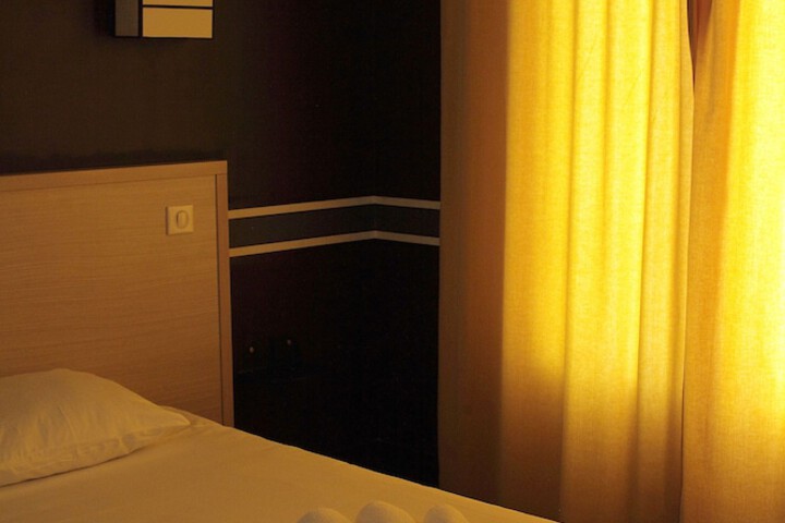 Room 44 of 60