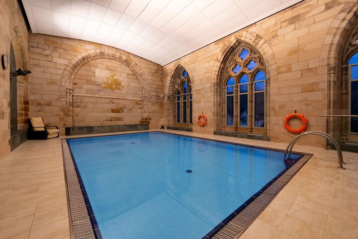 Pool 413 of 691