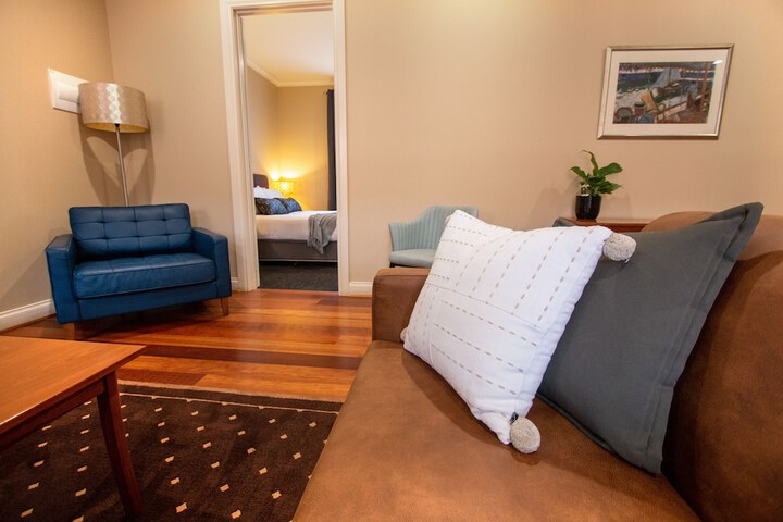 Room 13 of 23