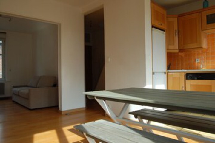 Room 3 of 9