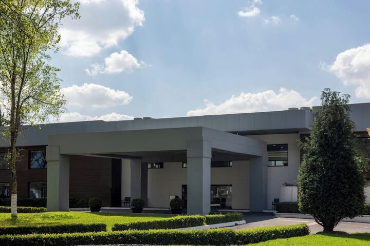 Lobby Entry