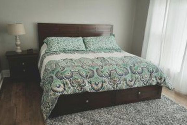 Room 9 of 23