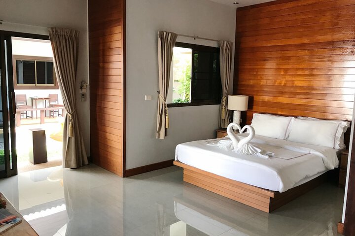 Room 6 of 35