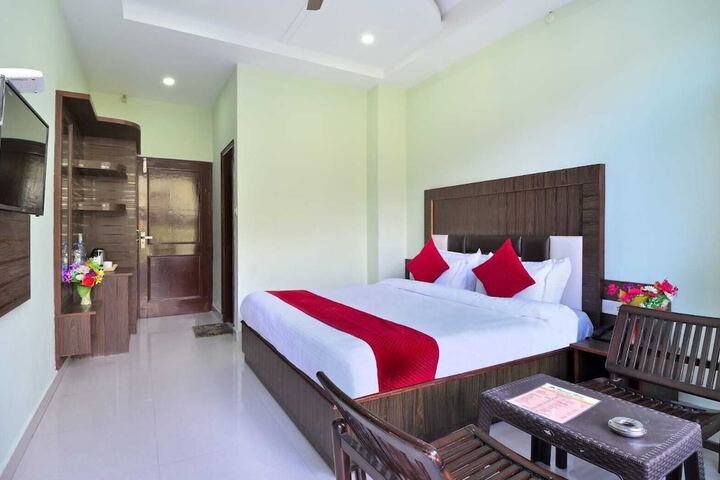 Room 3 of 22