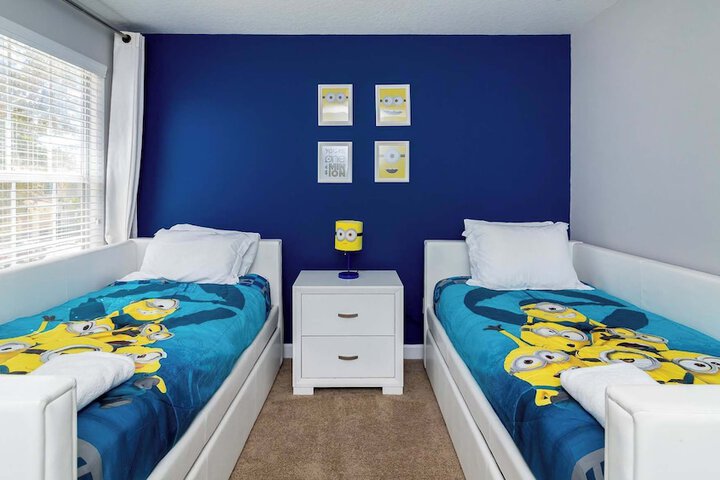 Room 7 of 60