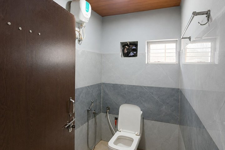 Room 4 of 22