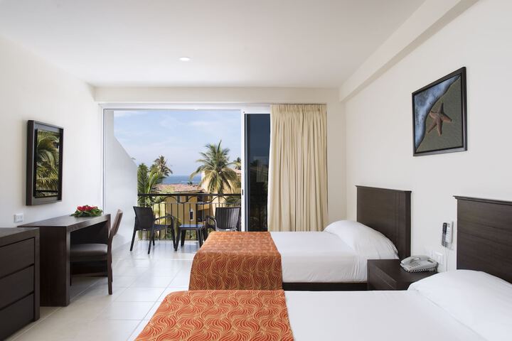 Room 4 of 53