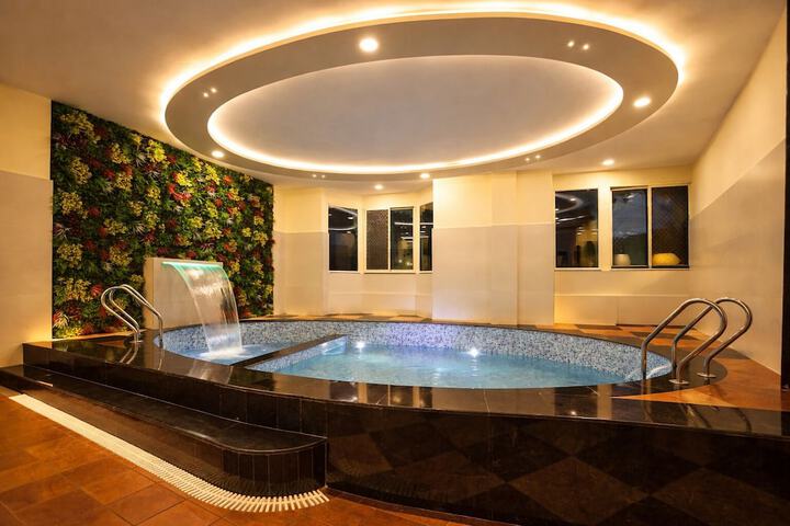 Pool 19 of 58