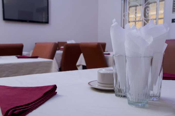 Dining 50 of 82