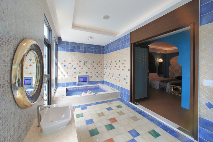 Bath Interior