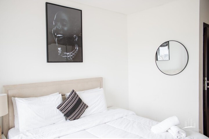 Room 21 of 136