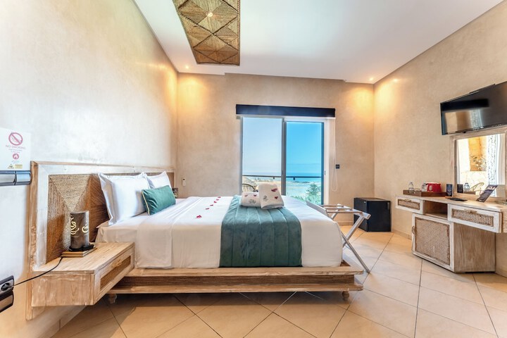Room 4 of 46