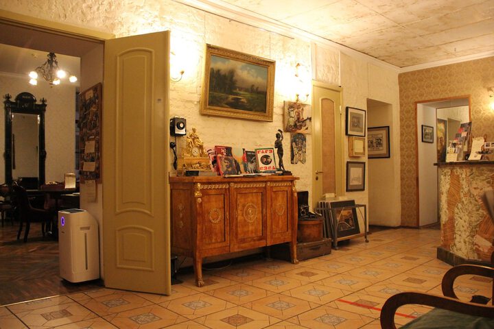 Hotel Interior 3 of 151