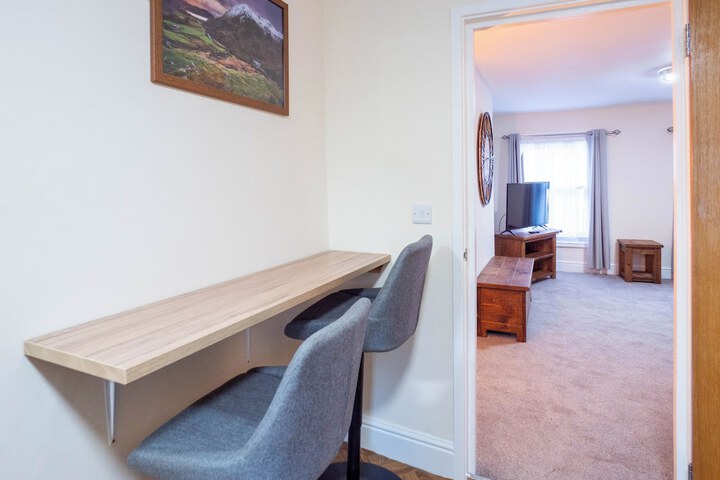Room 103 of 257
