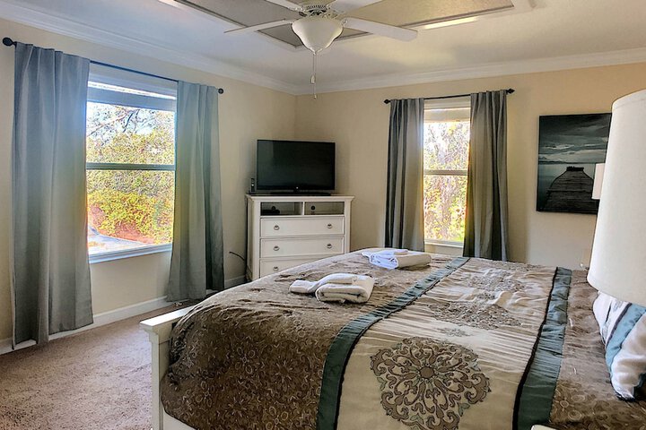 Room 5 of 51