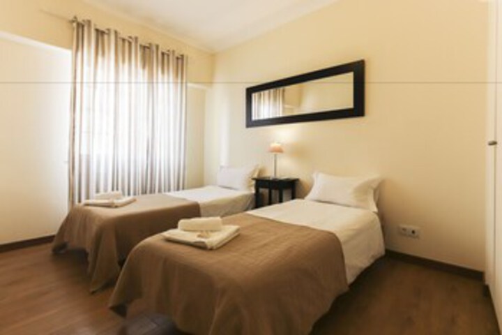 Room 18 of 30