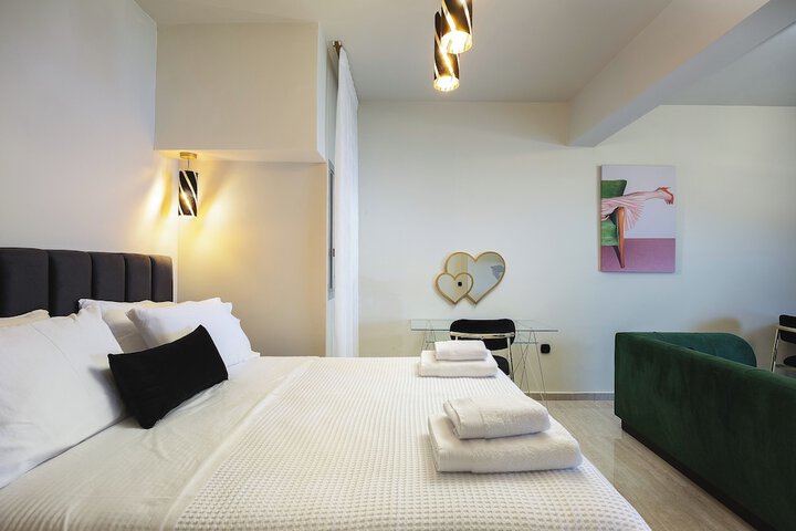 Room 18 of 130
