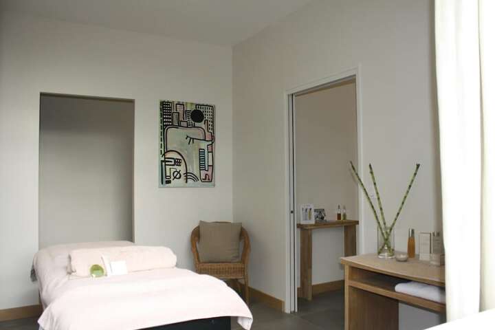 Room 11 of 41