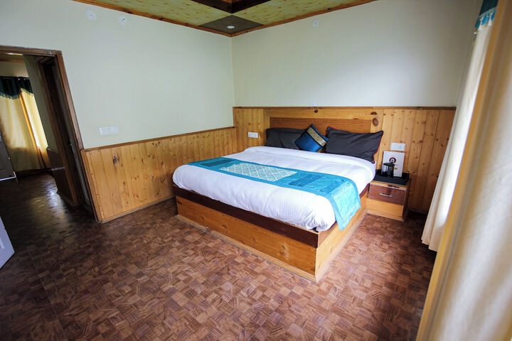 Room 19 of 35