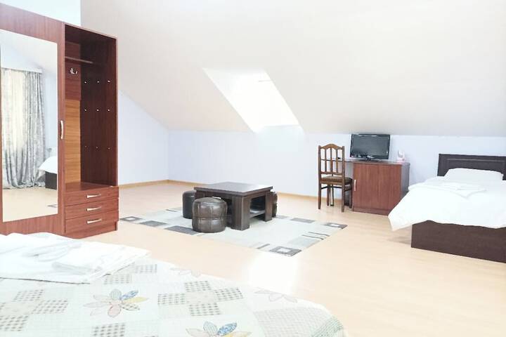 Room 18 of 41