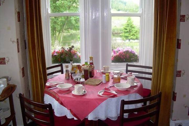 Breakfast/Coffee Service 7 of 11