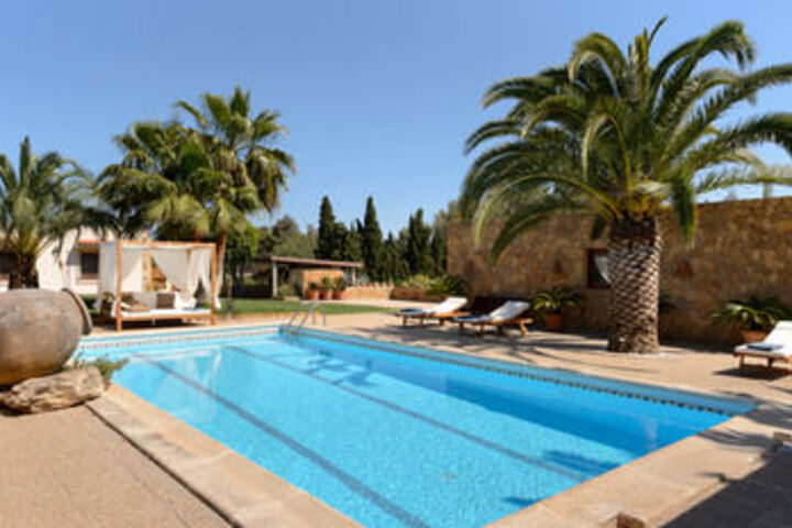Pool 22 of 26