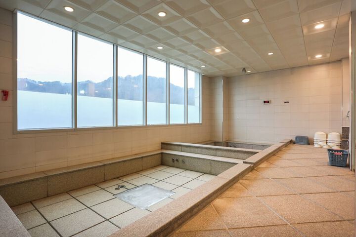 Spa 56 of 100