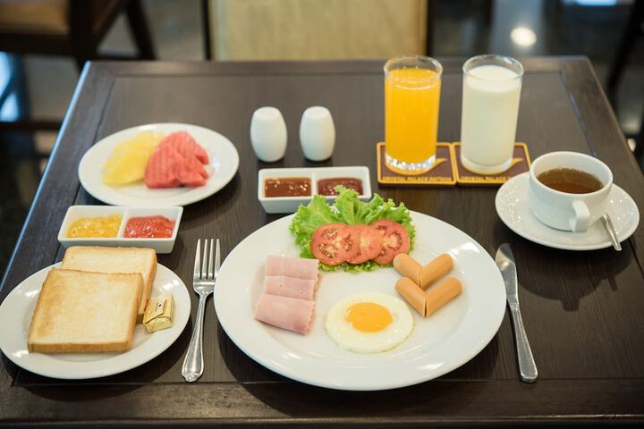 Breakfast/Coffee Service 96 of 113