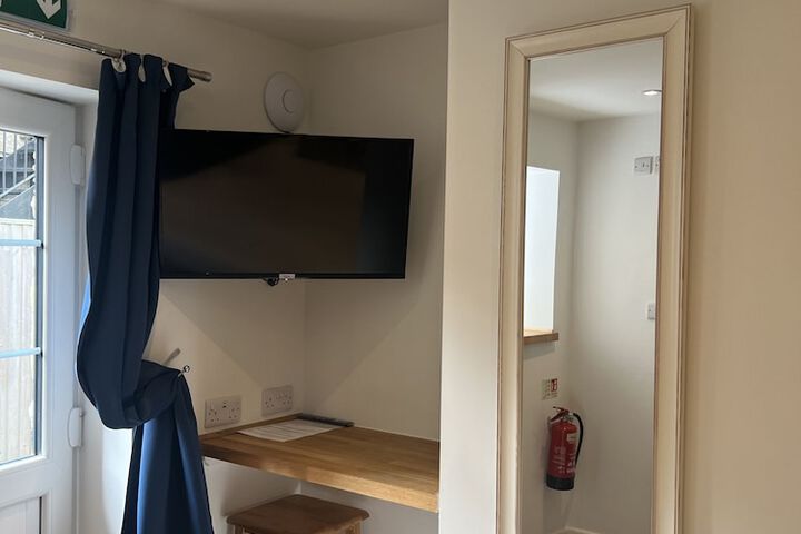 Room 11 of 54