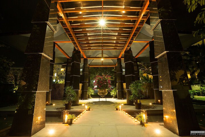 Hotel 2 of 120