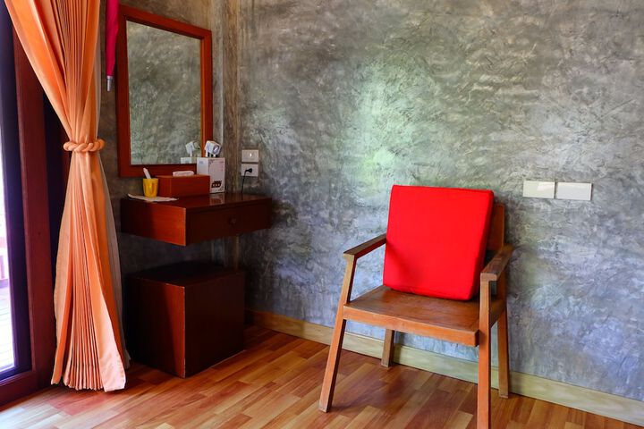 Room 12 of 35