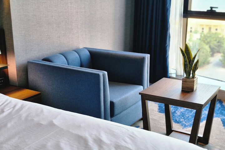 Room 26 of 62