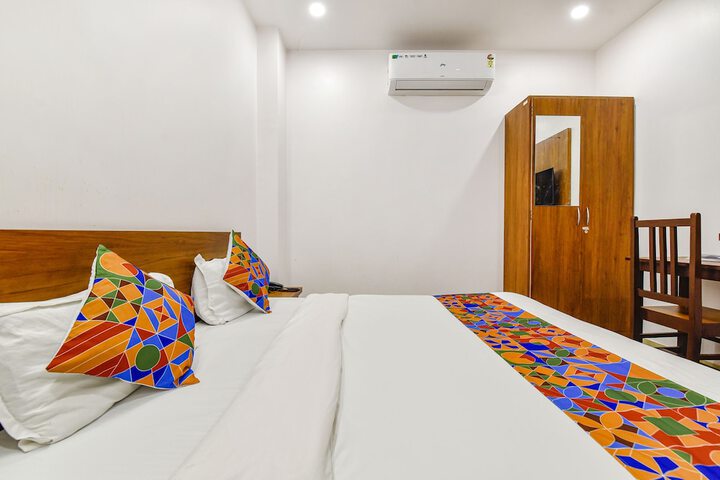 Room 26 of 39